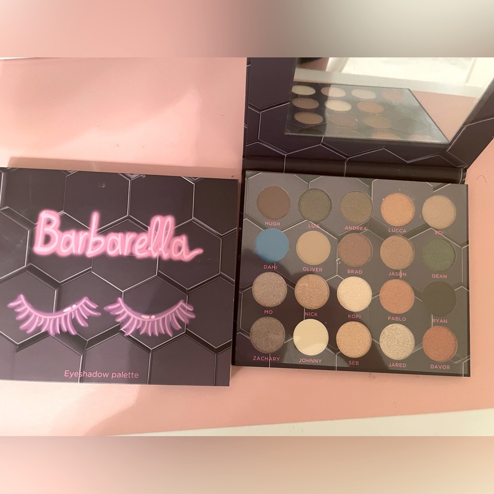 Barbella Eyeshadow Palette -NWT